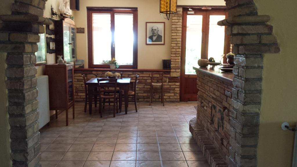 Agriturismo Col Morino Pineto Exterior photo