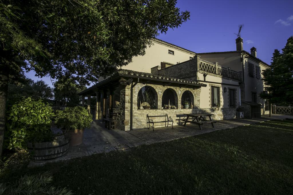 Agriturismo Col Morino Pineto Exterior photo