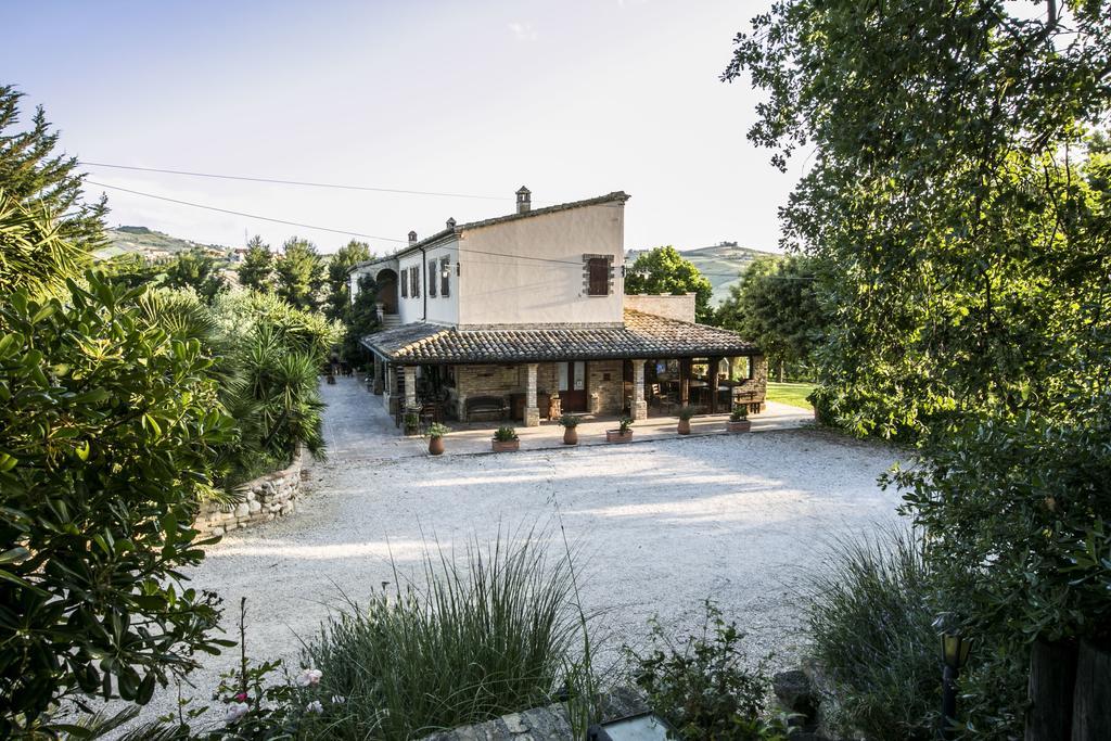 Agriturismo Col Morino Pineto Exterior photo